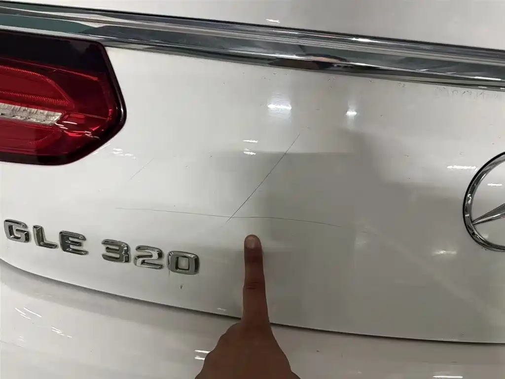 Mercedes-Benz GLE Coupe 2015 GLE 320 4MATIC Coupe SUV фото 2