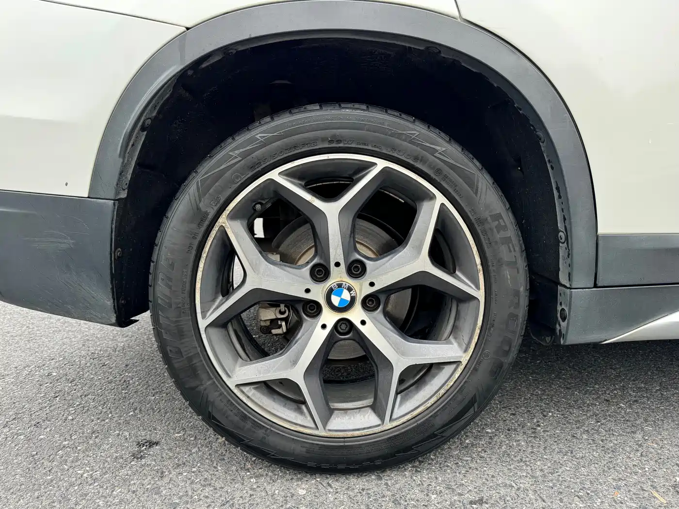 BMW X1 2018 sDrive18Li Premium Model фото 25