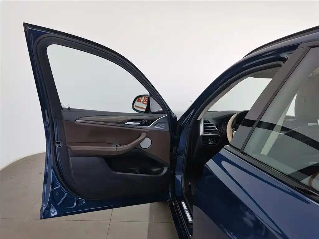 BMW X3 2022 xDrive30i Leading M Night Package фото 8