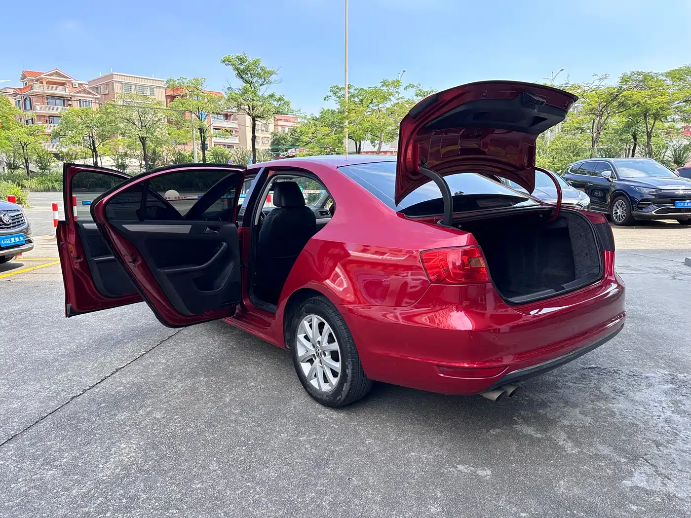 Volkswagen Sagitar 2012 2012 1.4TSI Automatic Luxury