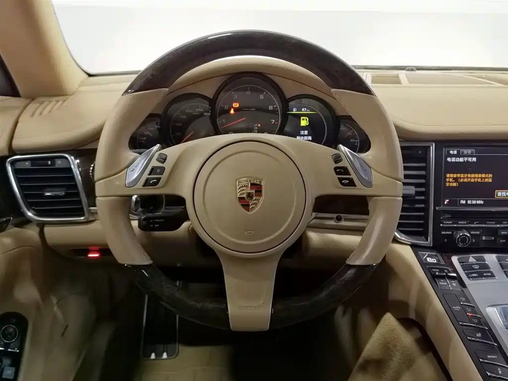 Porsche Panamera 2014 Panamera 4 3.0T фото 11