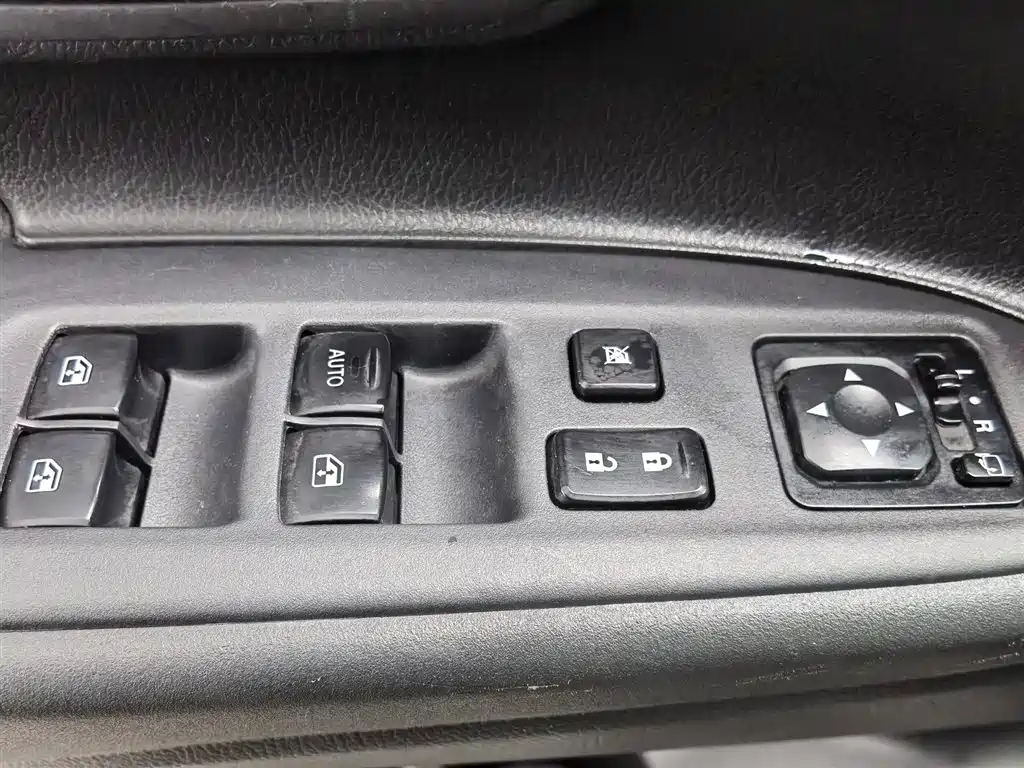 Mitsubishi Outlander 2016 2.4L 4WD Elite Edition 5-seater фото 9