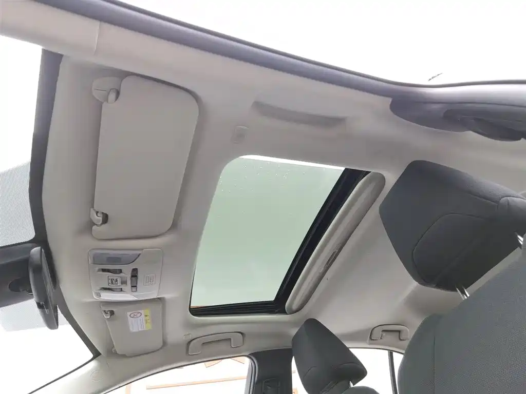 Toyota Corolla 2021 TNGA 1.5L CVT Elite Edition фото 14