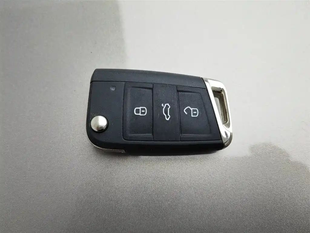 Volkswagen Sagitar 2021 280TSI DSG Comfort Smart Connect Edition фото 19