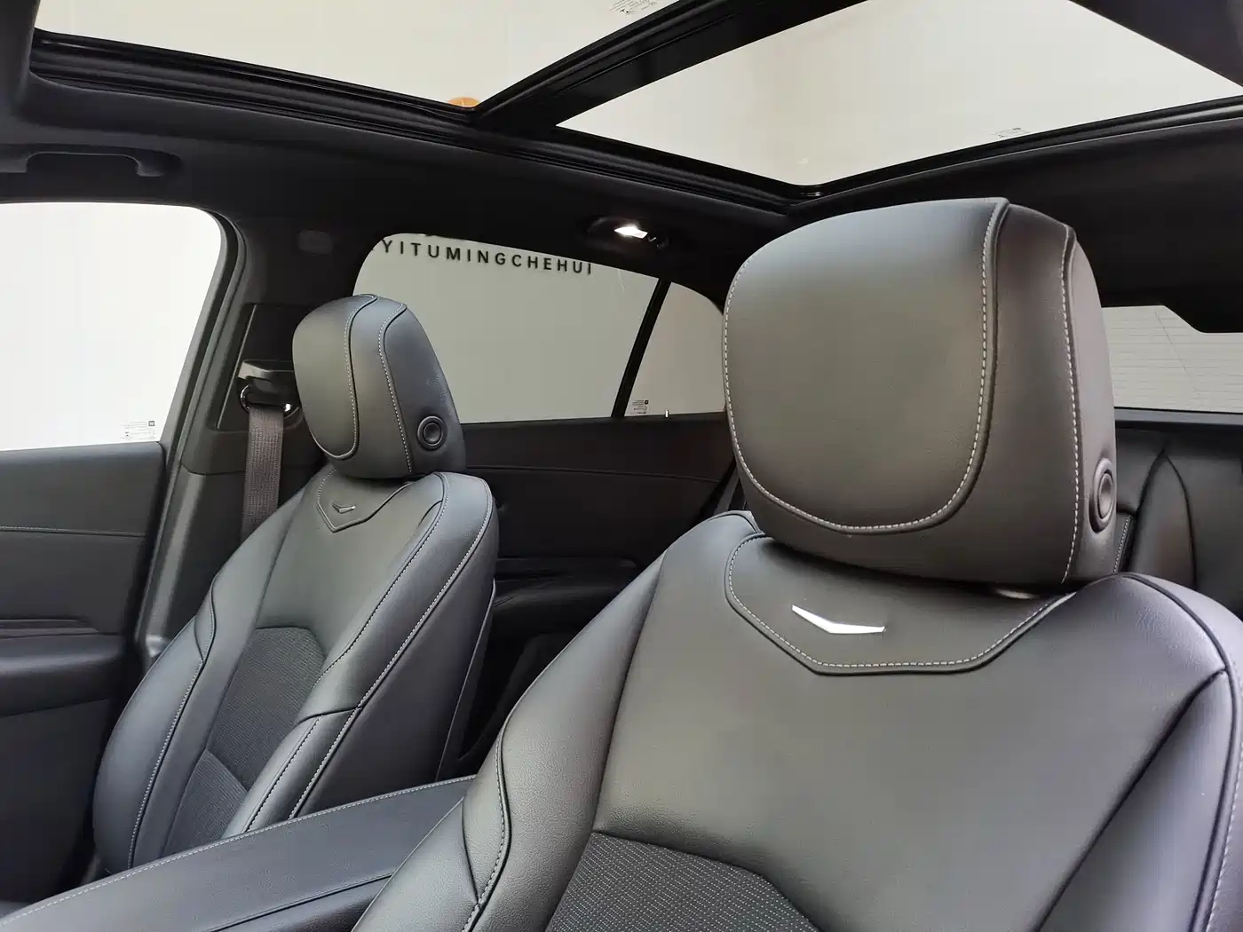 Cadillac XT4 2021 28T FWD Technology Edition фото 6