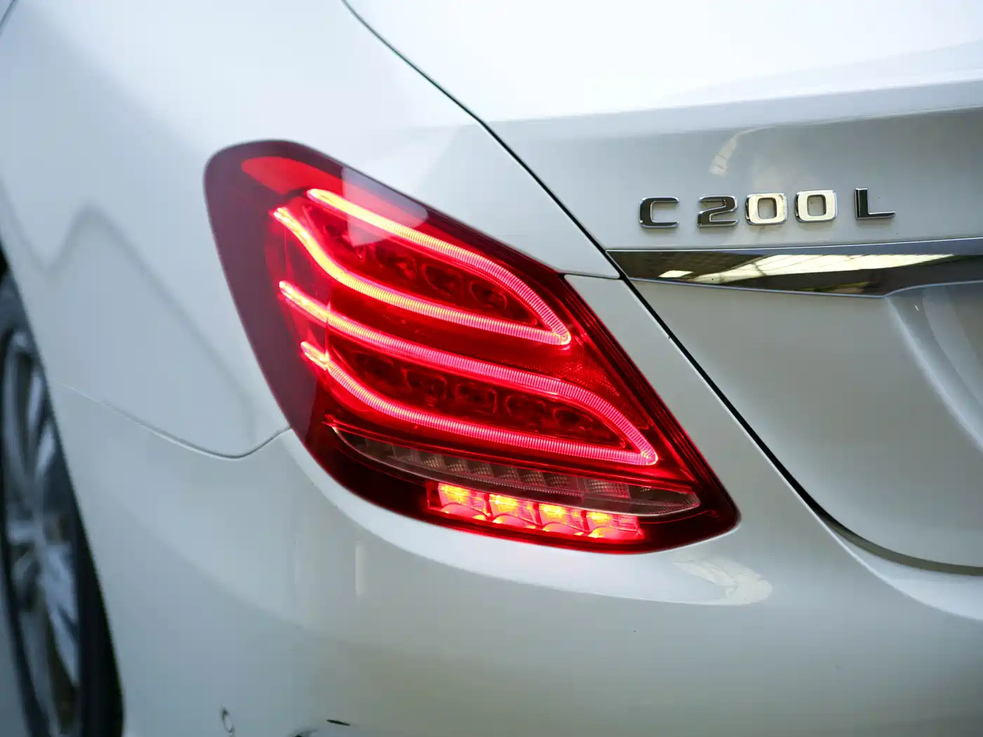 Mercedes-Benz C-Class 2018 C 200 L Sport Edition фото 14