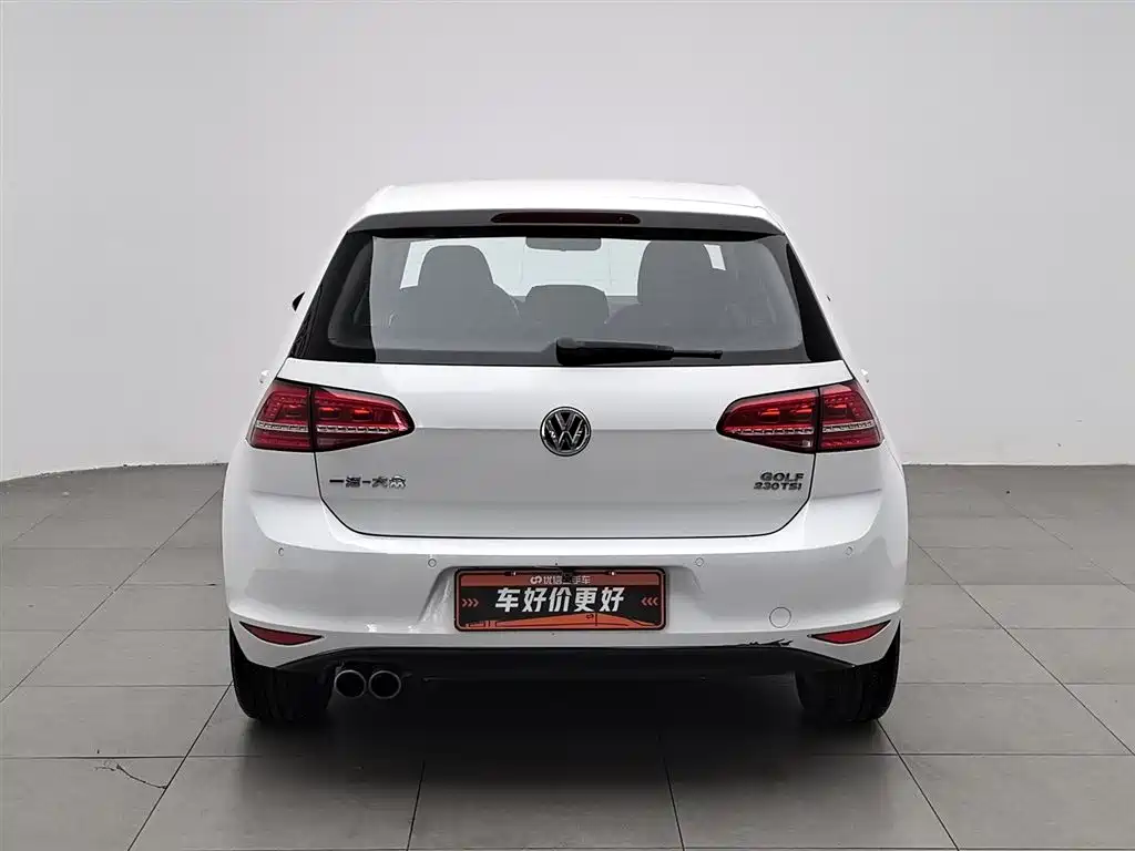 Volkswagen Golf 2016 230TSI Automatic Comfort фото 4