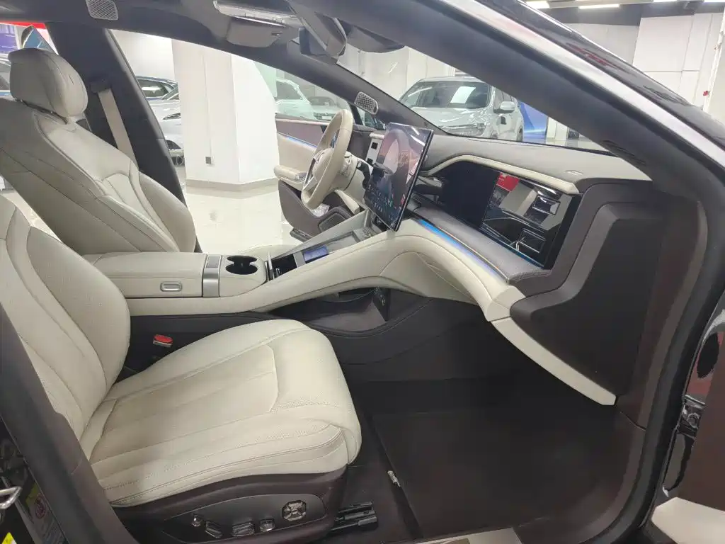 Denza Z9 2025 2024 Model 630km AWD Max Edition