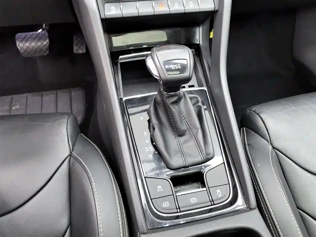 Škoda Kodiaq 2018 TSI330 5-seat FWD Luxury Premium фото 13
