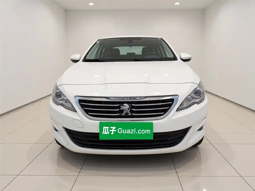 Peugeot 408 2016 1.6T Automatic Luxury Edition фото 24
