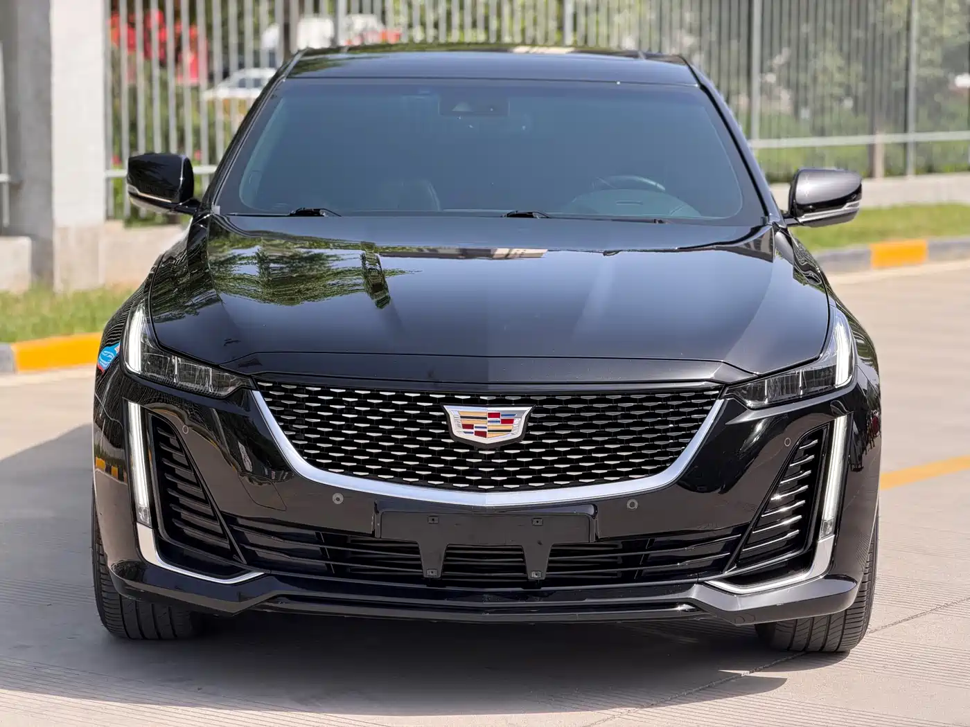 Cadillac CT5 2023 28T Luxury Style (Standard Edition) фото 2