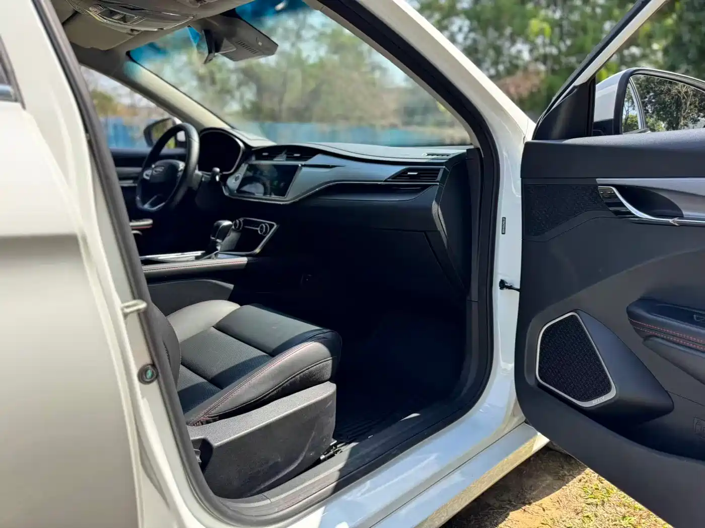 GEELY AUTOMOBILE BINRUI