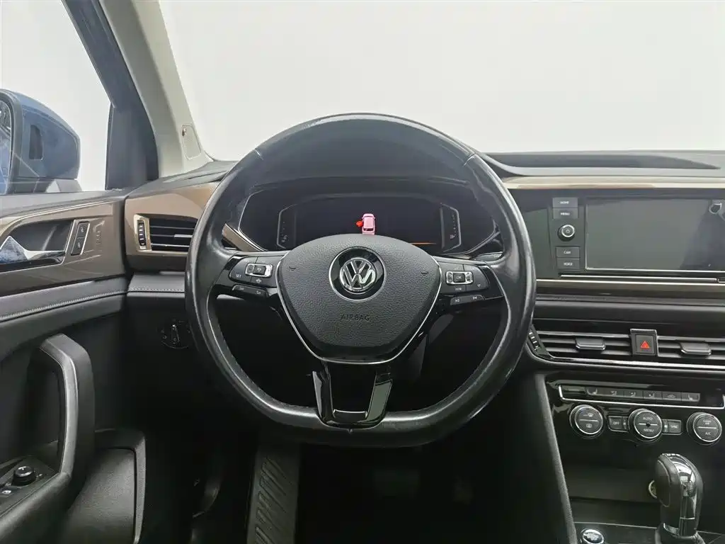 Volkswagen Tharu 2019 Model 330TSI 4WD Flagship Edition China VI фото 11