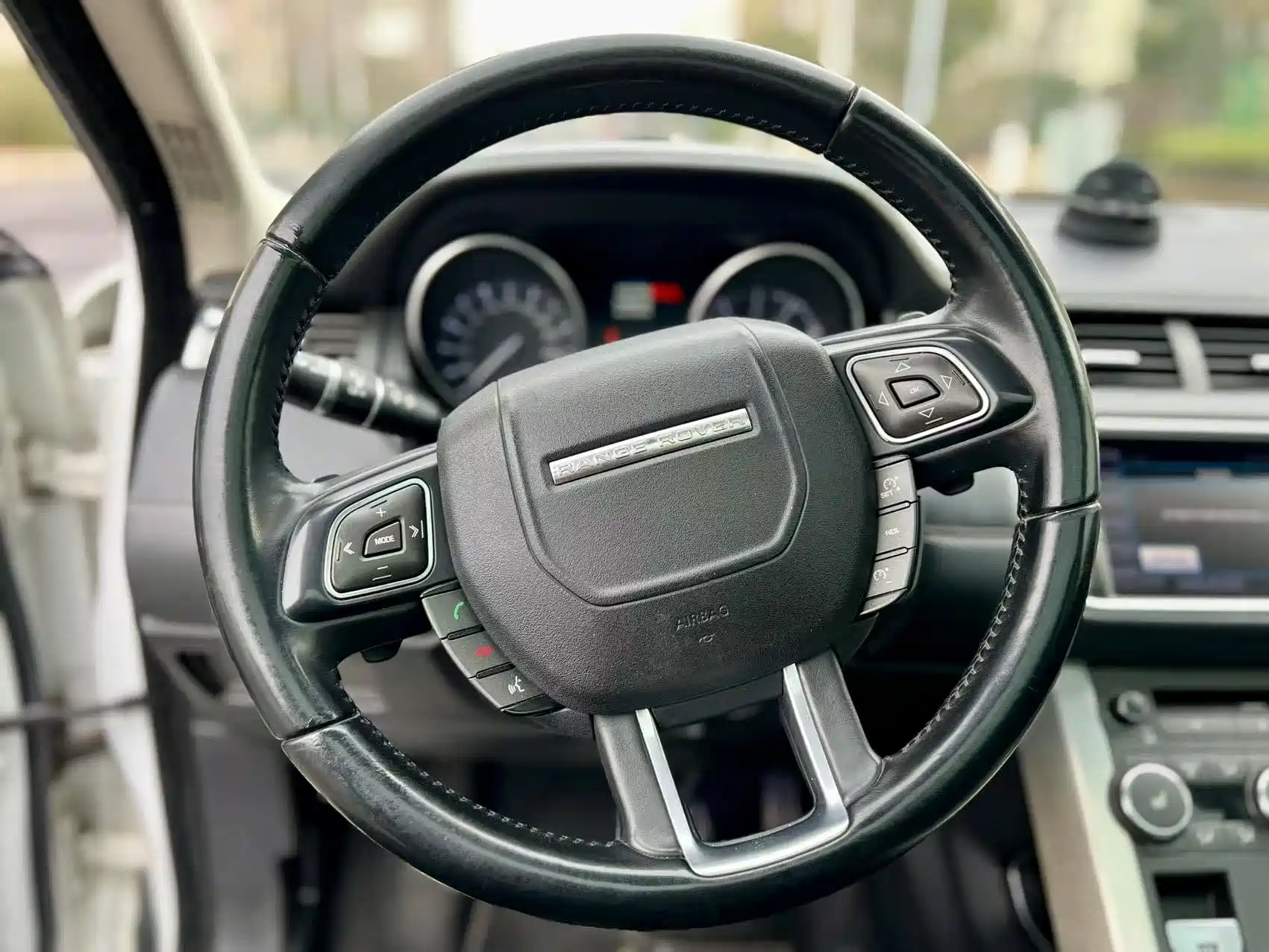 Photo 18 - Land Rover Range Rover Evoque (Import)