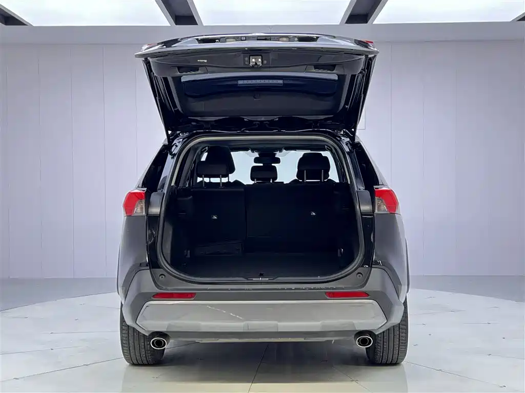 Toyota RAV4 Rongfang 2022 2.0L CVT 2WD Trend Edition фото 25