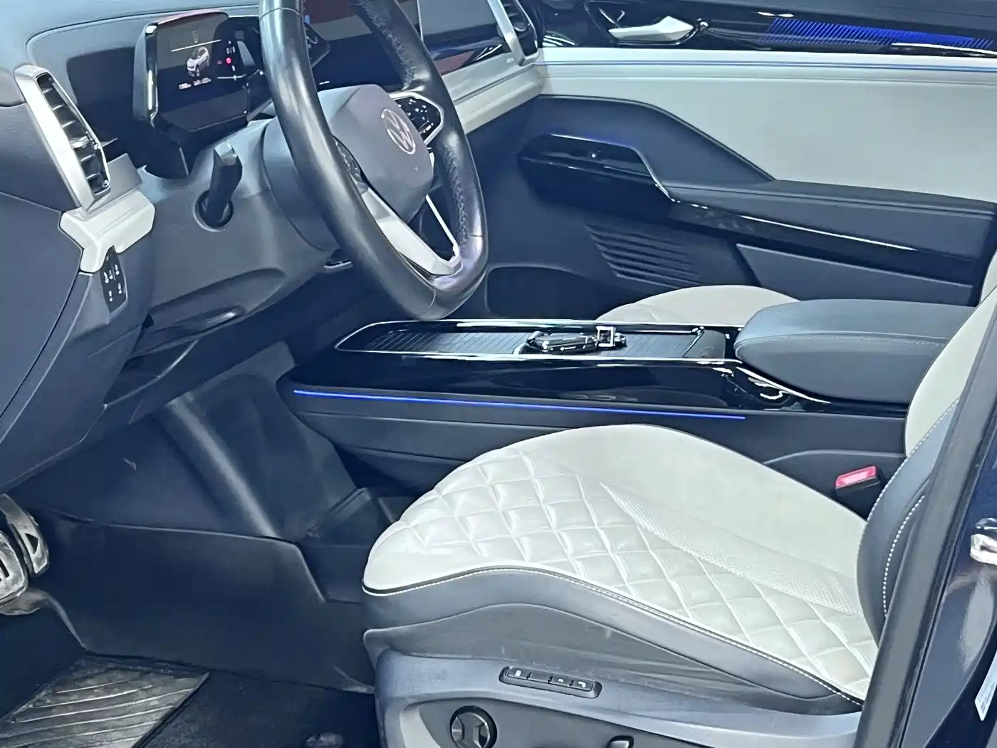 Volkswagen ID.6 CROZZ 2022 Long Range PRO Edition фото 6