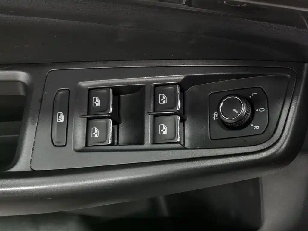 Volkswagen Bora 2021 1.5L Automatic Comfort Smart Edition фото 9