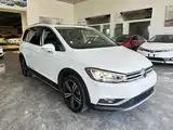 Photo 4 - Volkswagen Touran