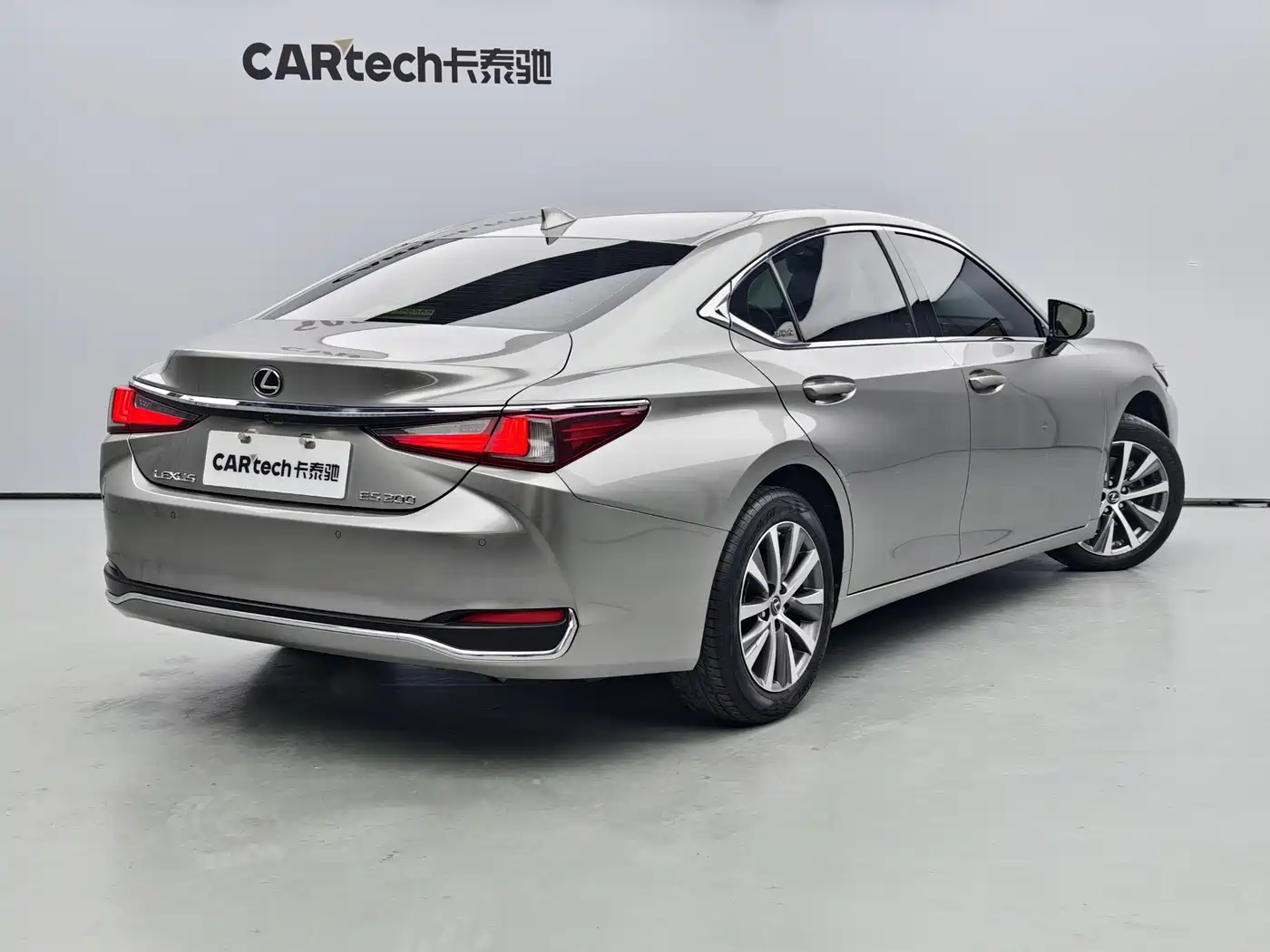 Lexus ES 2020 200 Excellence фото 4