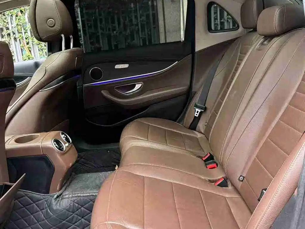 Mercedes-Benz E-Class 2017 Model E 320 L 4MATIC фото 10