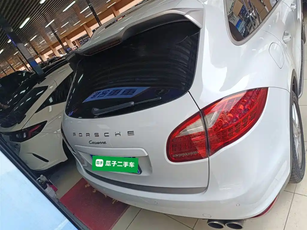 Porsche Cayenne 2014 Cayenne Platinum Edition 3.0T фото 6