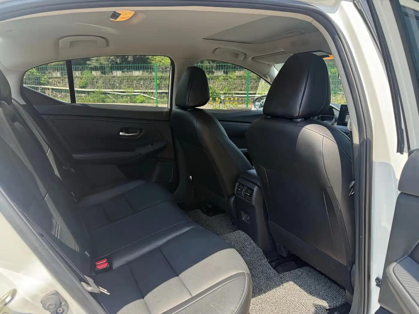 Фото 16 - Nissan Sylphy