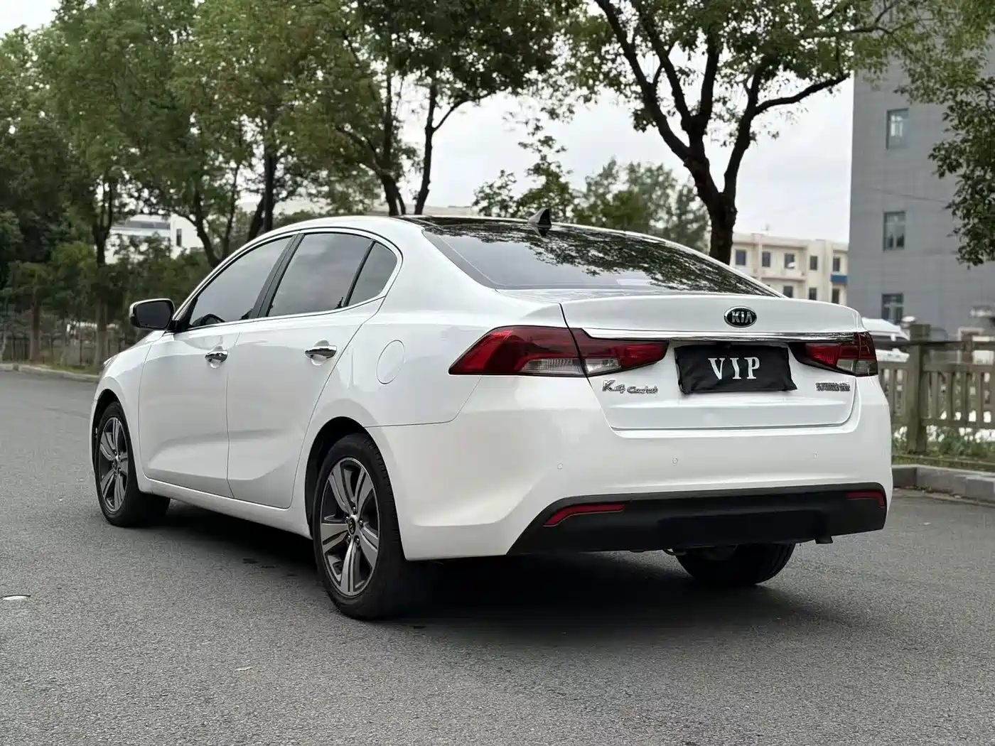 Kia Kaishen 2017 2017 1.8L Automatic GLS