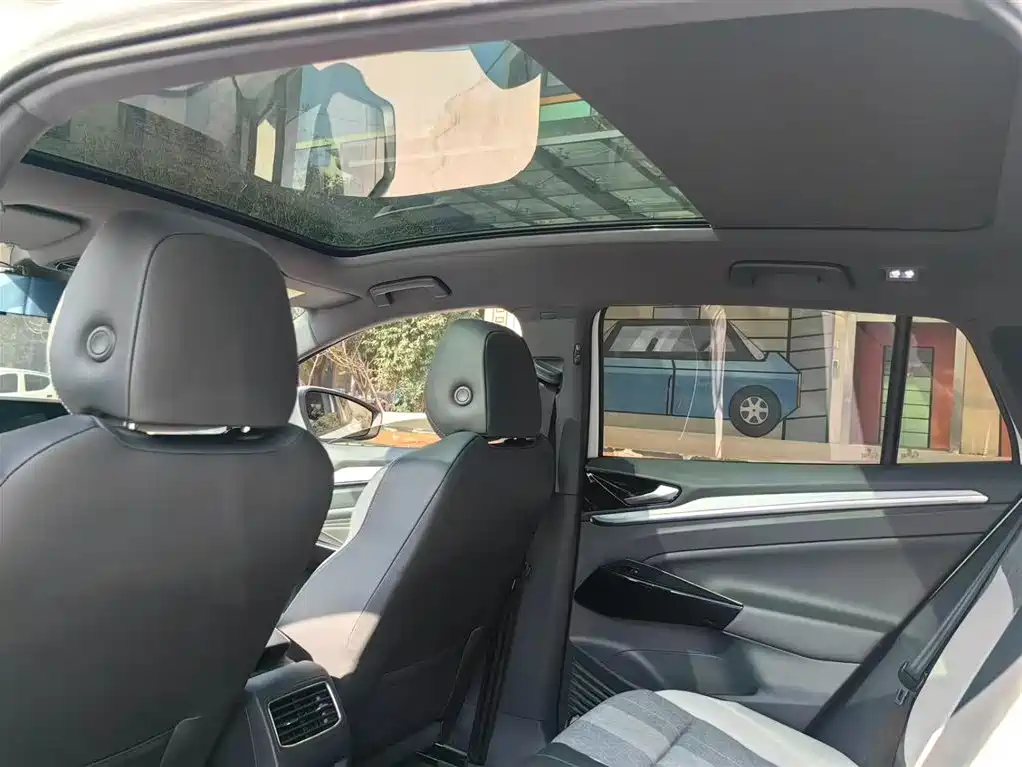 VOLKSWAGEN ID.4 CROZZ