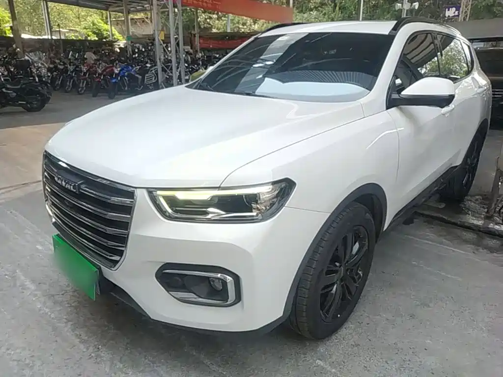 Photo 2 - Haval H6