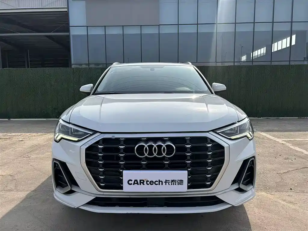 Audi Q3 2019 40 TFSI Fashion Dynamic фото 3