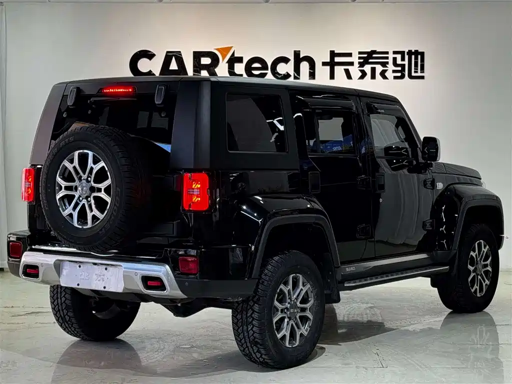 BAIC ORV Beijing Offroad BJ40 2023 2.0T Auto 4WD Urban Hunter Knight Edition фото 5