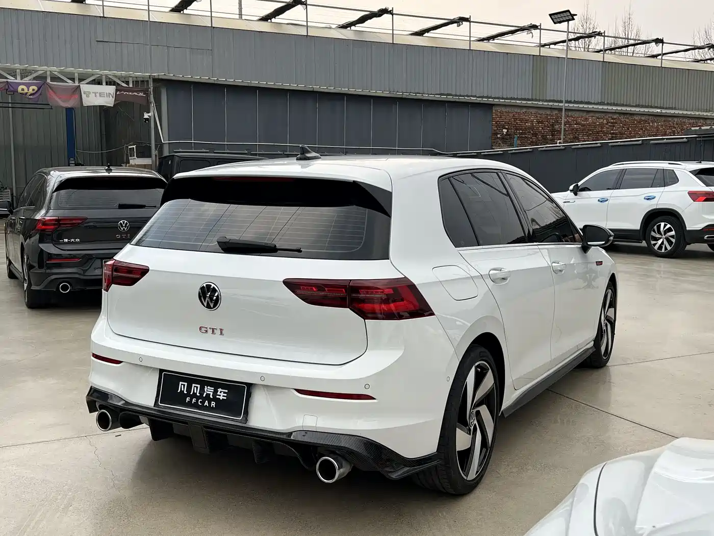 Volkswagen Golf GTI 2021 380TSI DSG GTI фото 4