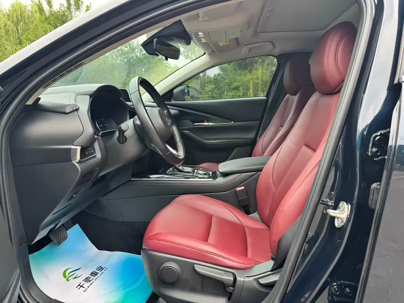 Фото 6 - Mazda CX-30