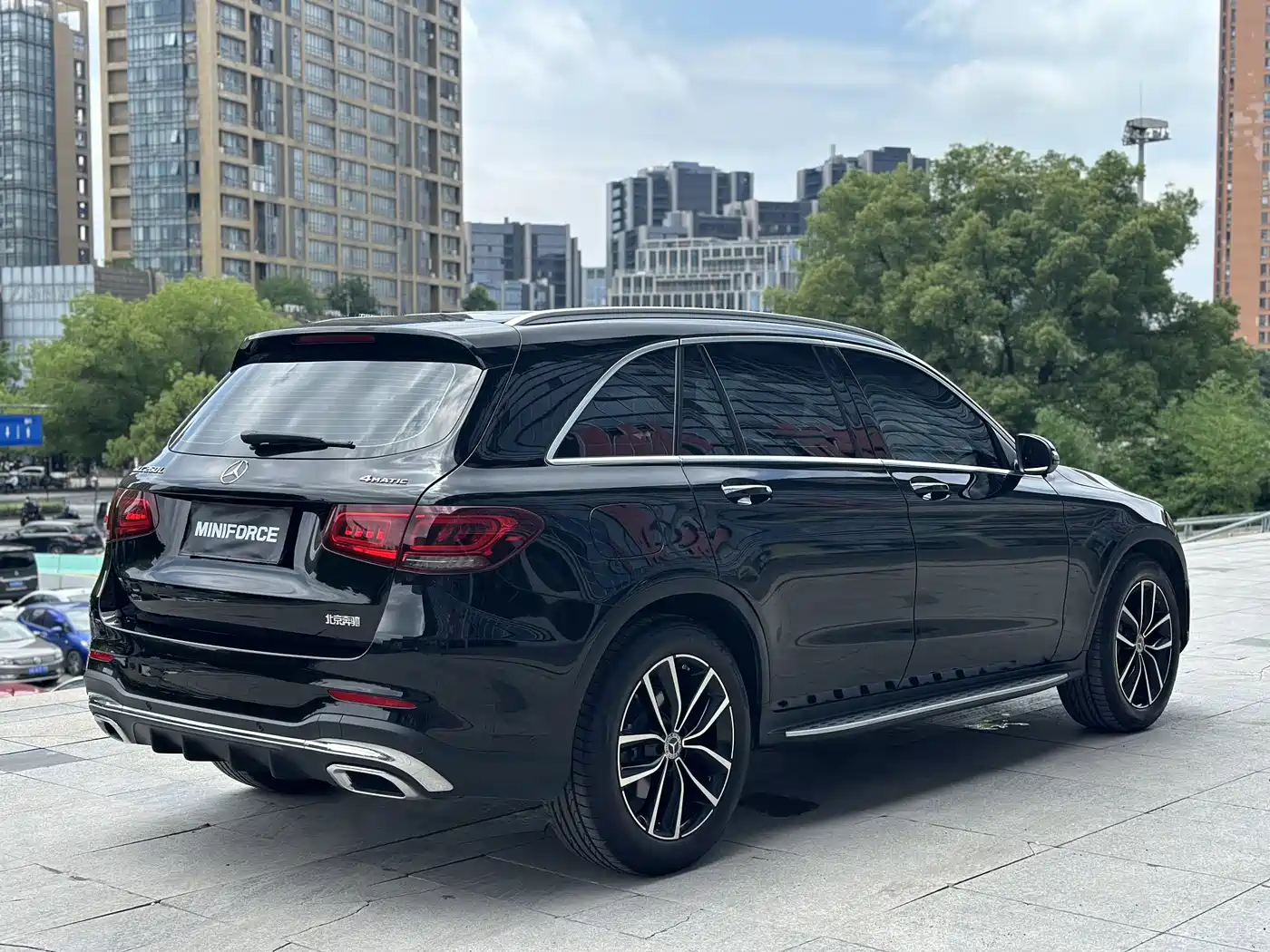 Mercedes-Benz GLC 2021 GLC 260 L 4MATIC Luxury фото 13