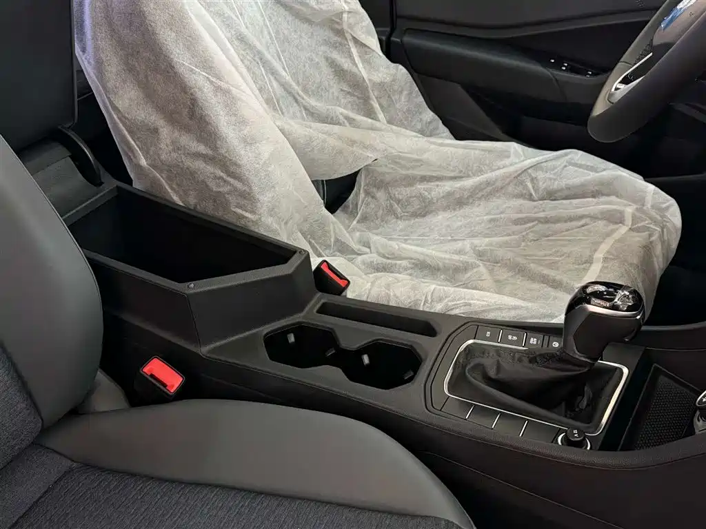 Volkswagen Sagitar 2025 Model Year Facelift 300TSI DSG Soaring Edition фото 25
