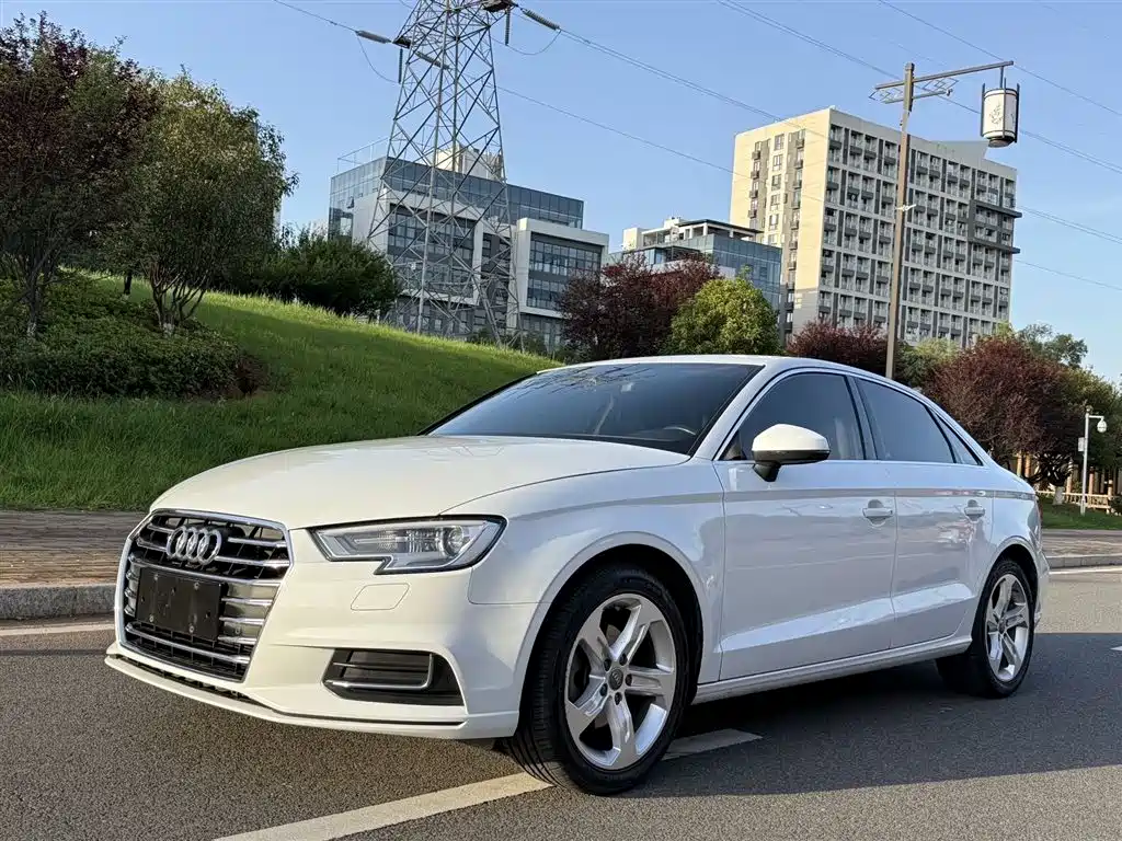 Audi A3 2019 Limousine 35 TFSI Progressive China V