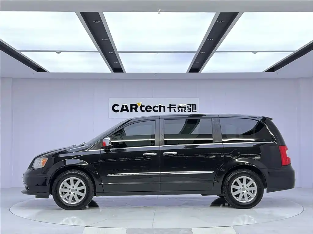 Chrysler Grand Voyager (Import) 2015 2014 3.6L Comfort Edition