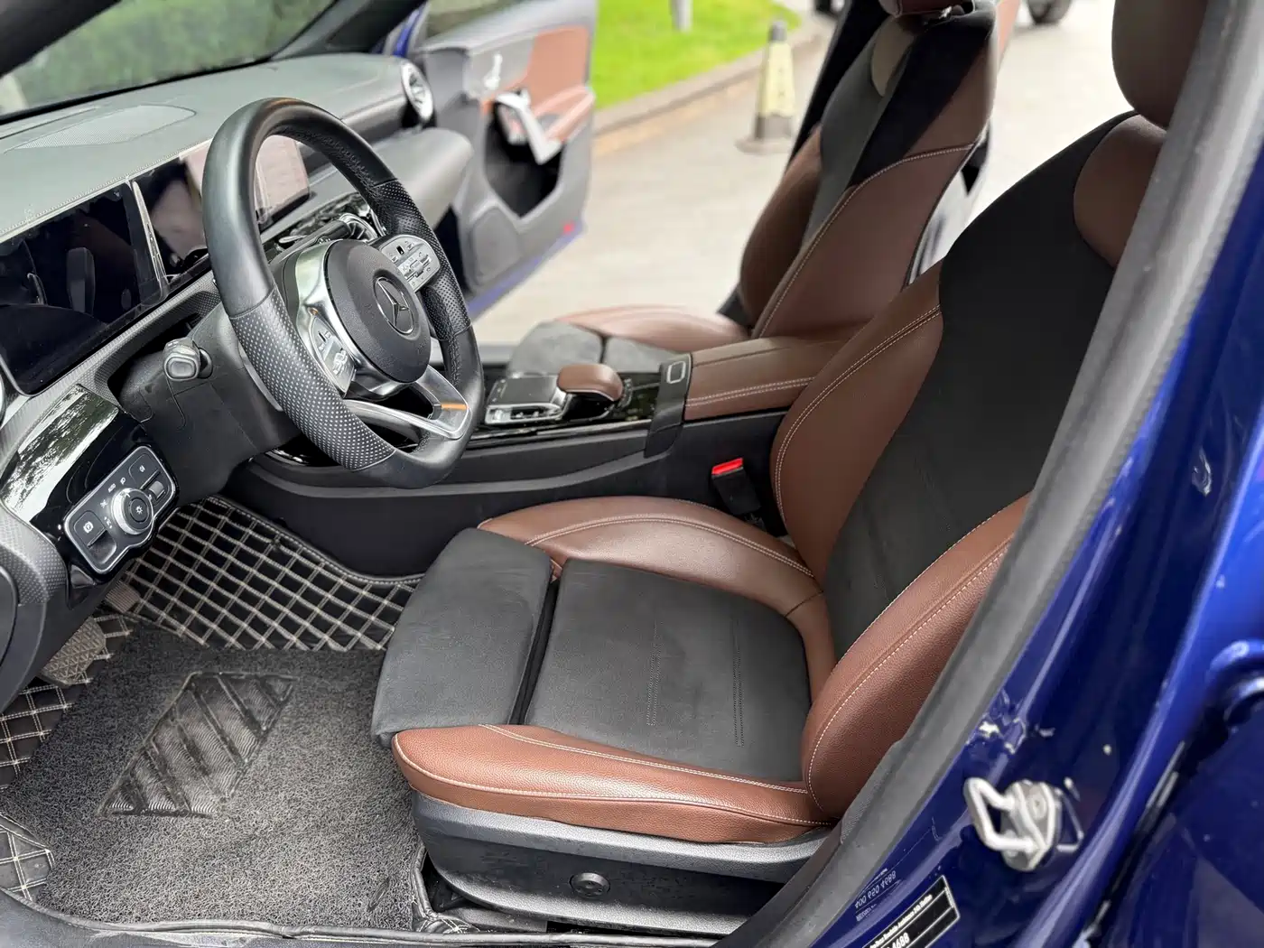 Mercedes-Benz A-Class 2020 A 200 L Sport Sedan фото 4