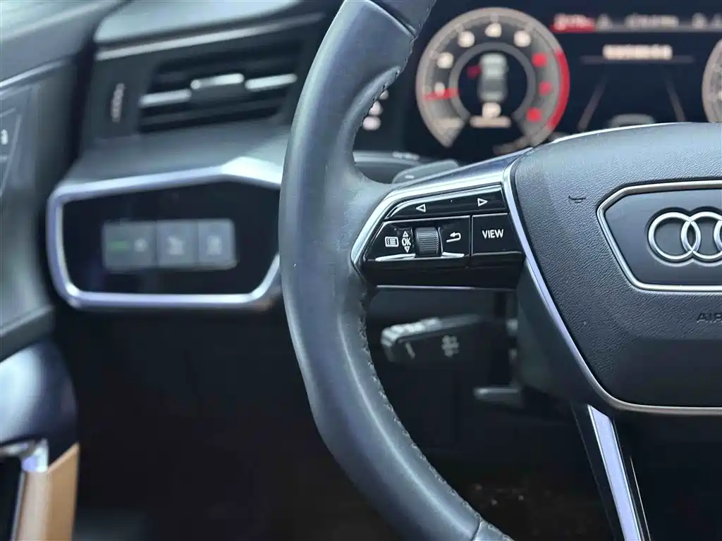 Audi A6L 2019 40 TFSI Luxury Elegance фото 23