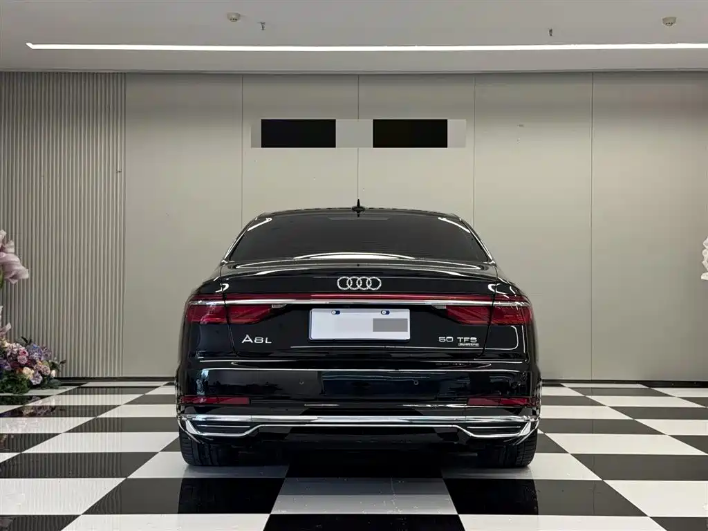 Audi A8 2019 A8L 50 TFSI quattro Luxury фото 4