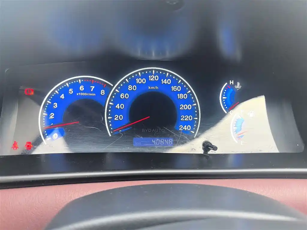 BYD F3 2012 Energy-saving Edition 1.5L Manual Comfort фото 12