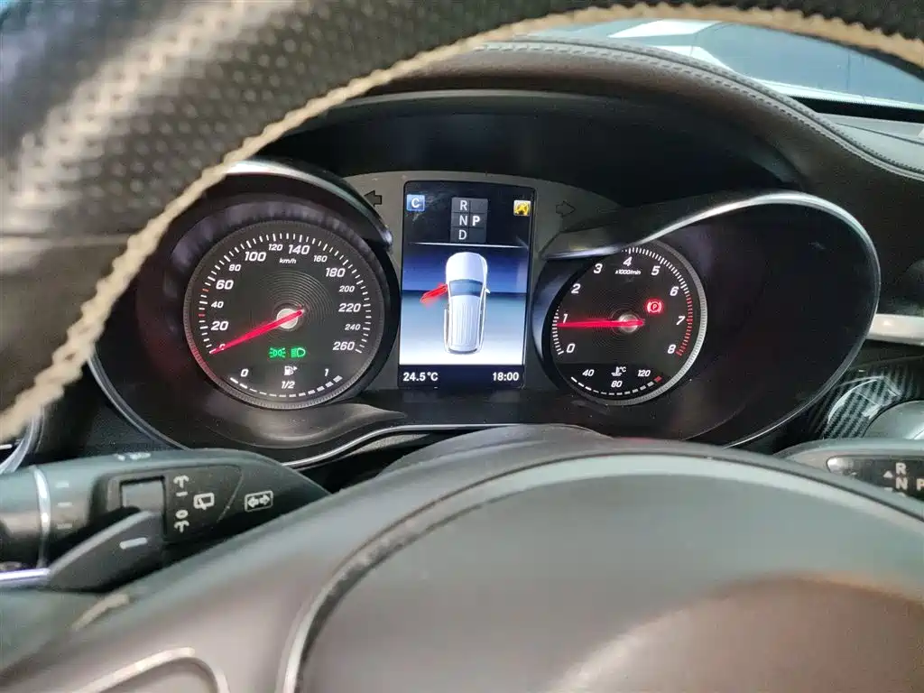 Mercedes-Benz GLC 2017 GLC 260 4MATIC Dynamic фото 8