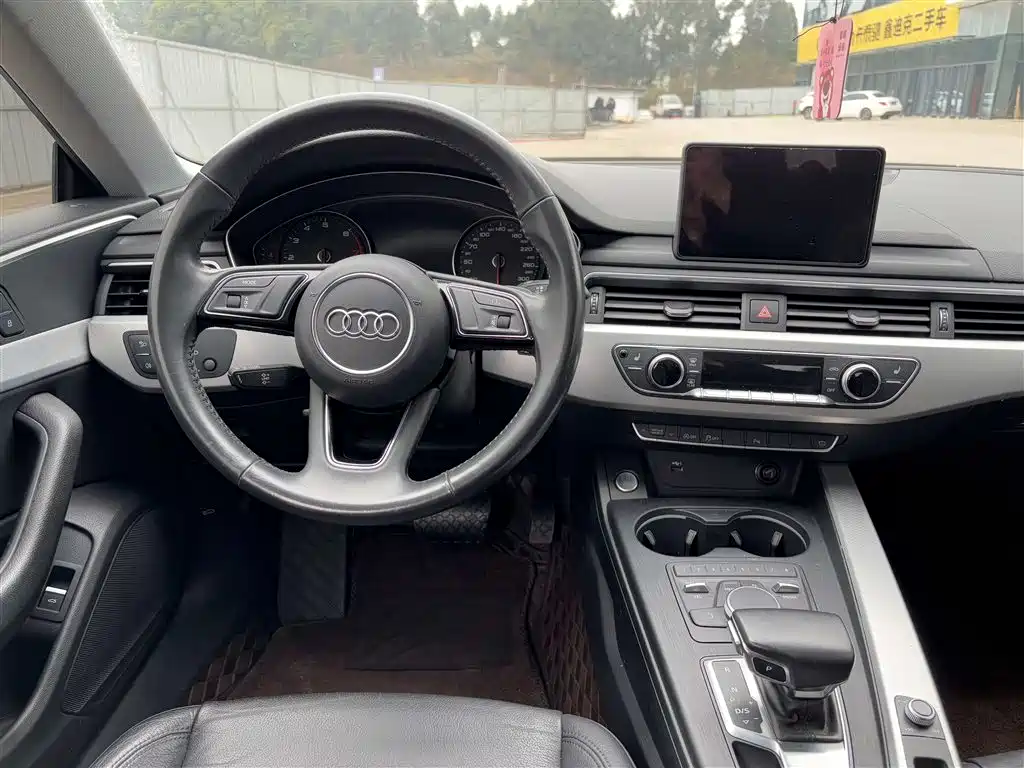 Audi A5 (Import) 2019 Sportback 40 TFSI Fashion фото 14