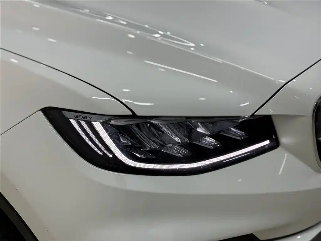 GEELY AUTOMOBILE BOYUE