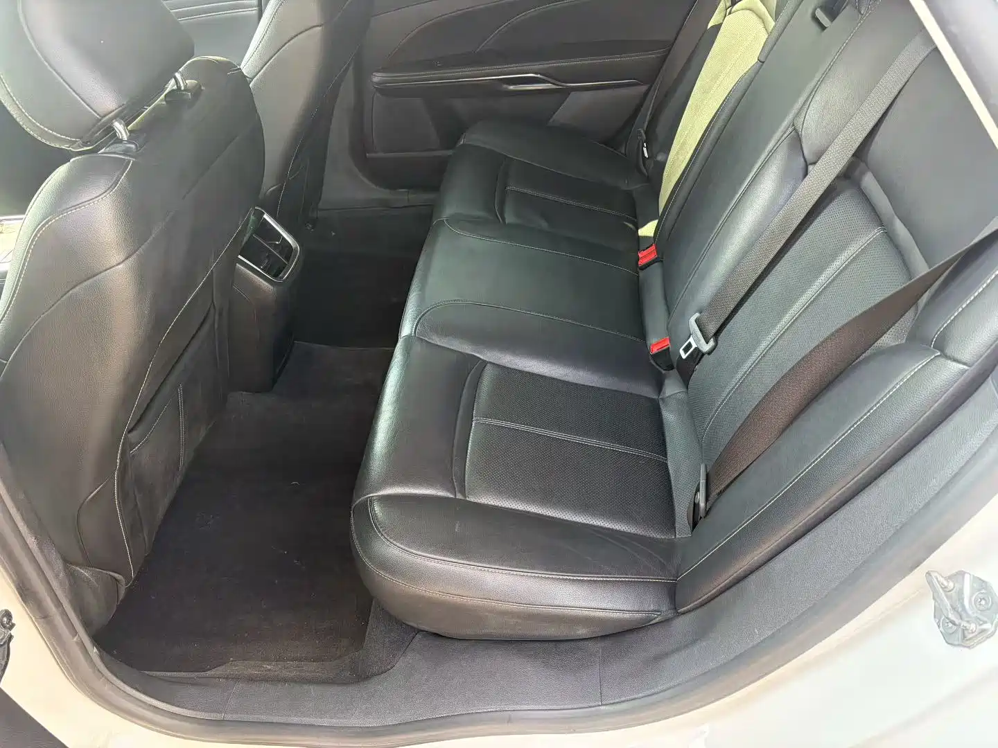 Фото 6 - Ford Taurus