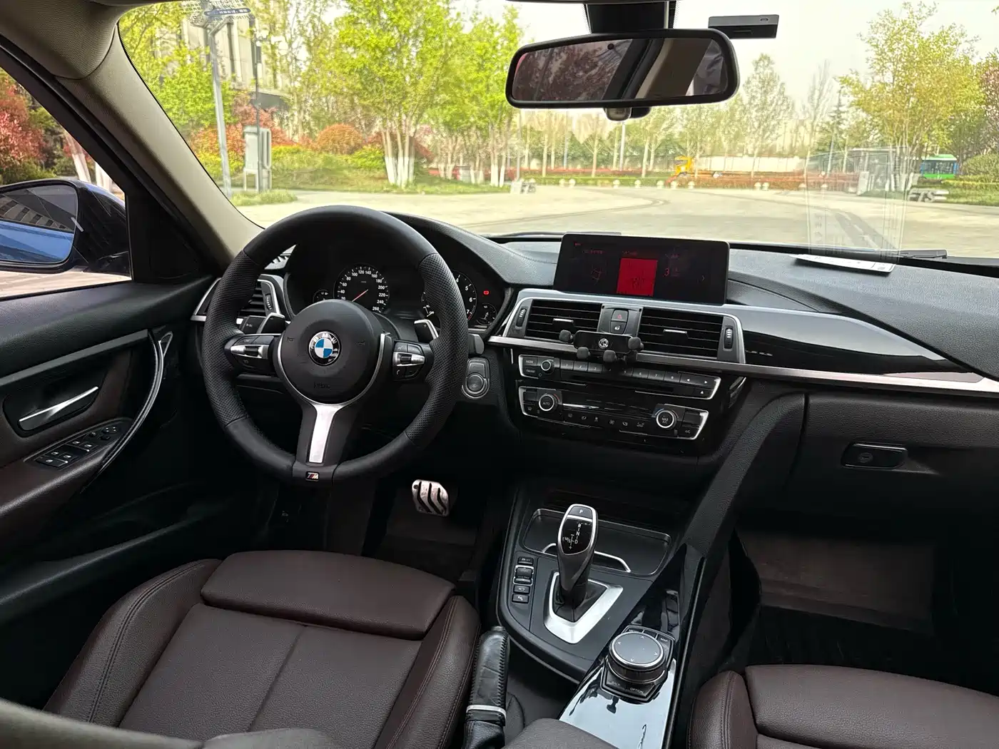 BMW 3 Series 2018 320Li Leading M Sport Package фото 13
