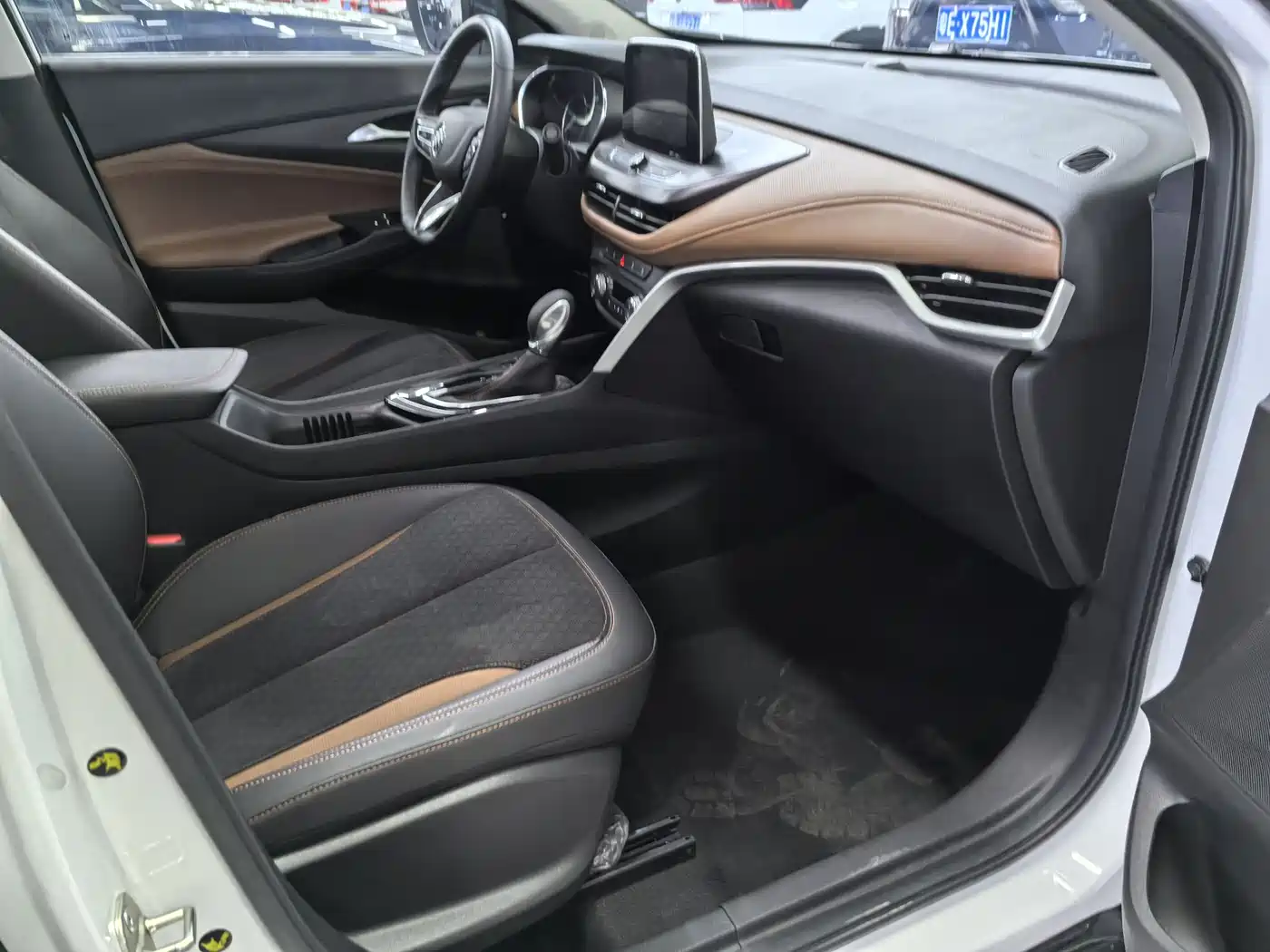BUICK ANGKOLA