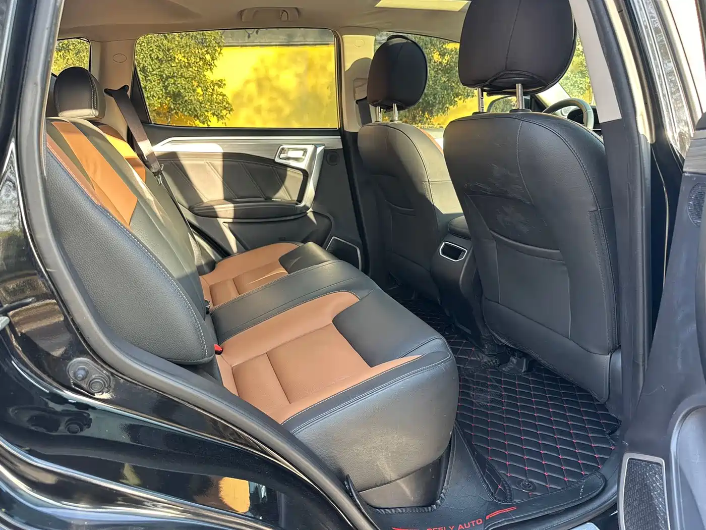 GEELY AUTOMOBILE VISION X6