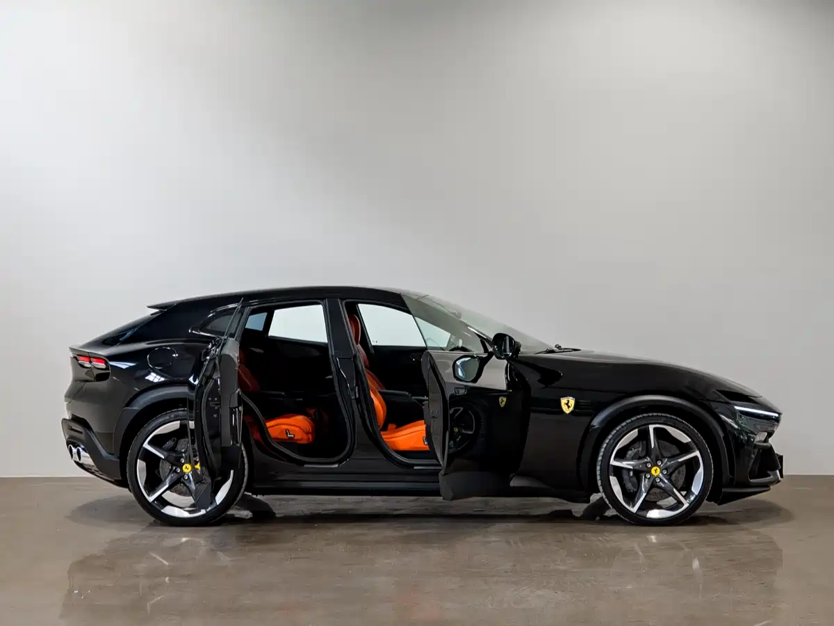 Ferrari Purosangue 2024 2023 6.5L V12