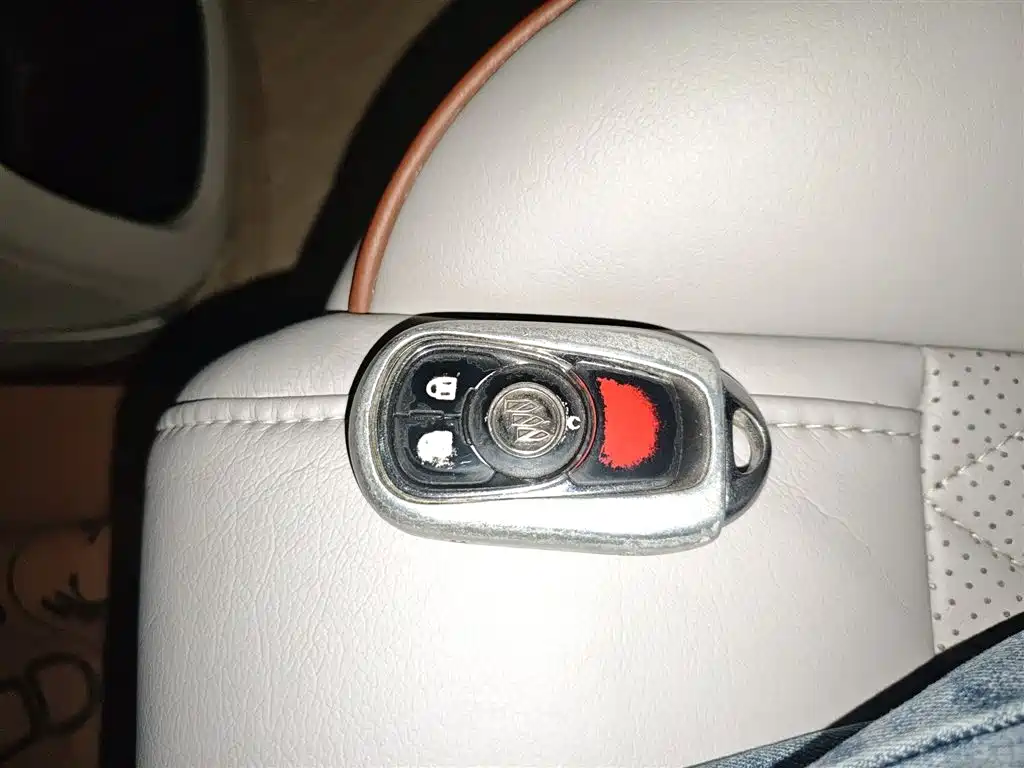 Buick GL8 2017 ES 28T Comfort Type China V фото 9